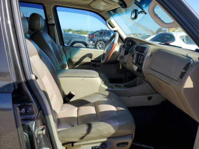 Photo 5 from auction – 2005 FORD EXPLORER S with VIN 1FMZU77K75UA22892