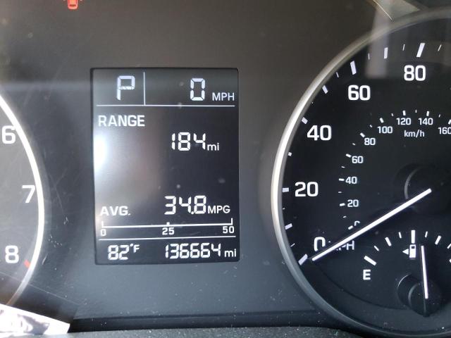 Photo 8 from auction – 2017 HYUNDAI ELANTRA SE with VIN 5NPD74LF0HH079303
