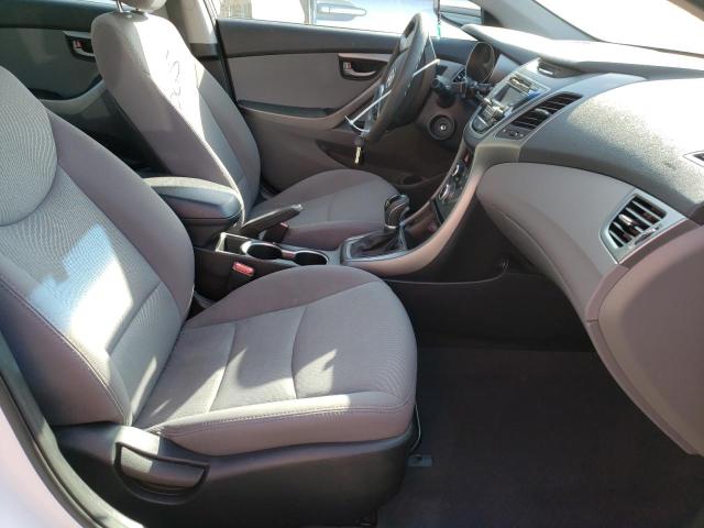 Photo 5 from auction – 2016 HYUNDAI ELANTRA SE with VIN 5NPDH4AE2GH665801