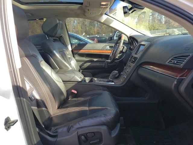 Фото 5 с аукциона – 2012 LINCOLN MKT с VIN 2LMHJ5AT1CBL54151