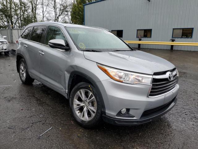 TOYOTA HIGHLANDER 2015 with VIN 5TDJKRFH4FS208629 - Photo from auction