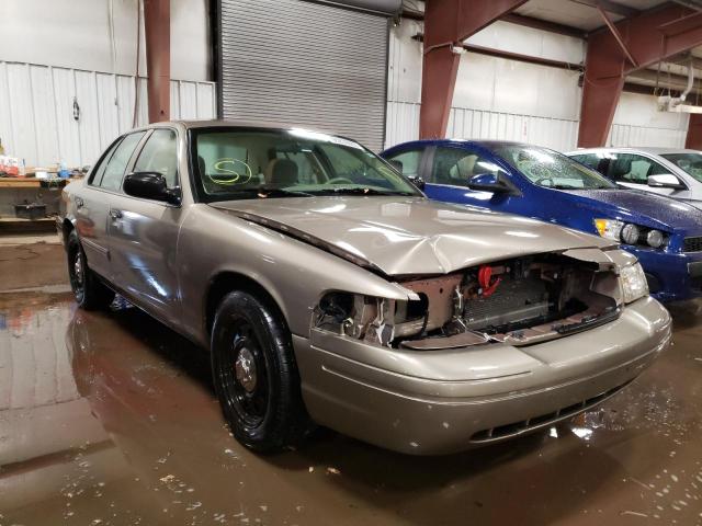 FORD CROWN VICT 2009 with VIN 2FAHP71V49X138081 - Photo from auction