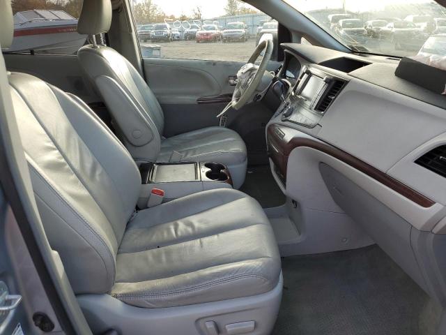 Photo 5 from auction – 2012 TOYOTA SIENNA XLE with VIN 5TDDK3DC5CS032123