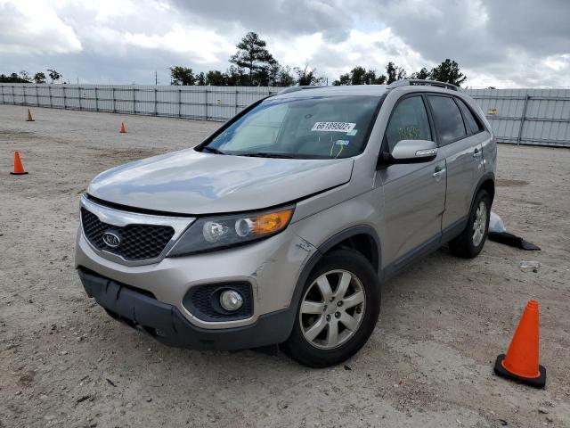 Photo 2 from auction – 2013 KIA SORENTO LX with VIN 5XYKT3A68DG409366