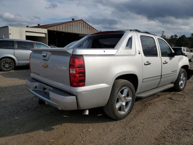 Photo 4 from auction – 2013 CHEVROLET AVALANCHE with VIN 3GNMCGE06DG177400