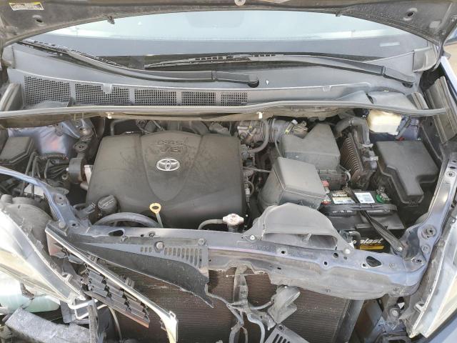 Photo 7 from auction – 2018 TOYOTA SIENNA SE with VIN 5TDXZ3DCXJS908724