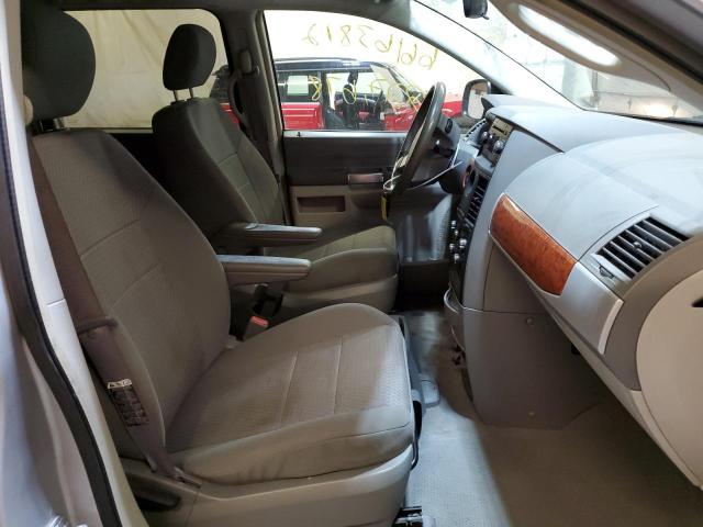 Photo 5 from auction – 2008 CHRYSLER TOWN & COU with VIN 2A8HR54P58R793626