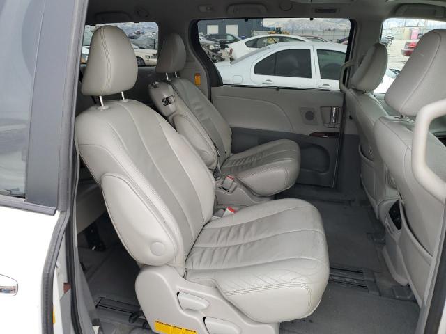 Photo 6 from auction – 2014 TOYOTA SIENNA XLE with VIN 5TDYK3DC6ES491195