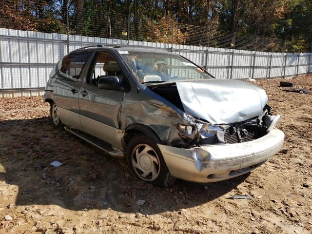 TOYOTA SIENNA LE 2000 with VIN 4T3ZF13C5YU257583 - Photo from auction