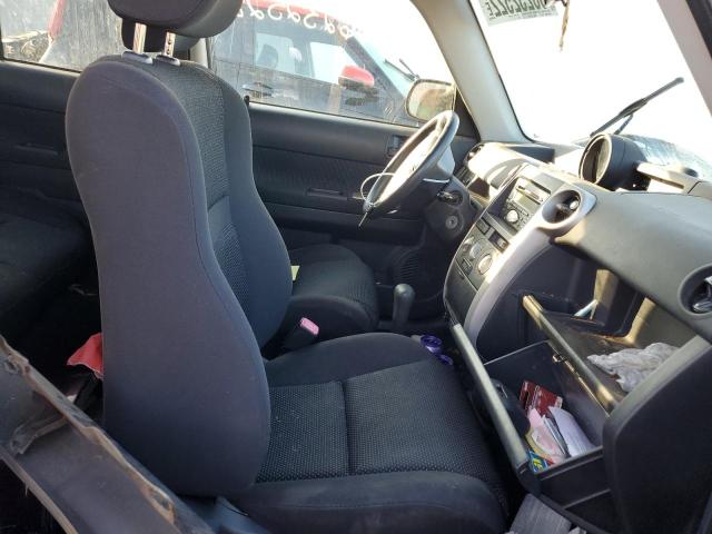 Photo 5 from auction – 2005 TOYOTA SCION XB with VIN JTLKT324054024837