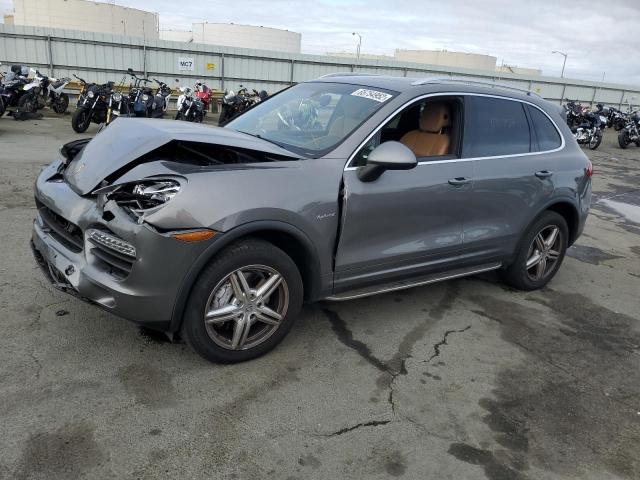 Photo 2 from auction – 2011 PORSCHE CAYENNE S with VIN WP1AE2A27BLA94461