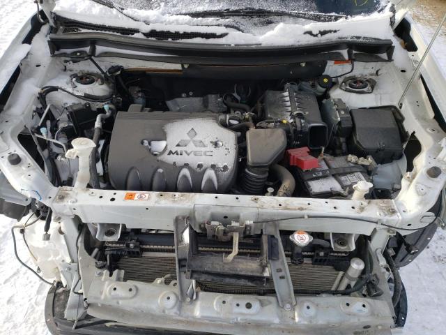 Photo 7 from auction – 2016 MITSUBISHI OUTLANDER with VIN JA4AD2A31GZ610244