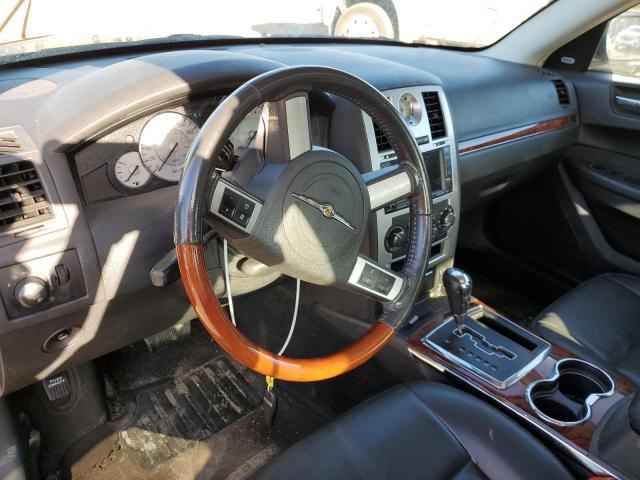 Photo 9 from auction – 2010 CHRYSLER 300 LIMITE with VIN 2C3CA3CV9AH324374
