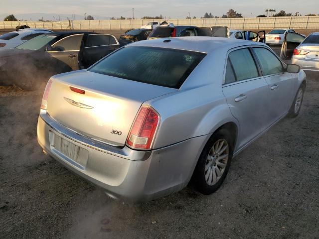 Photo 4 from auction – 2012 CHRYSLER 300 with VIN 2C3CCAAG5CH313443