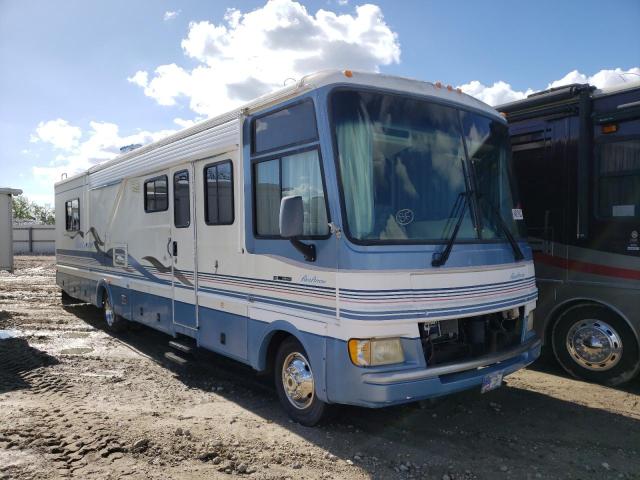 PACE MOTORHOME 1999 with VIN 3FCNF53S1XJA20510 - Photo from auction