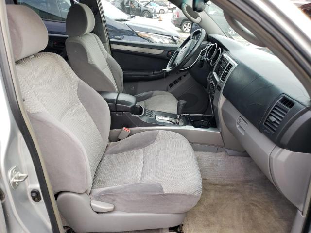 Foto 5 de la subasta – 2004 TOYOTA 4RUNNER SR con VIN JTEZU14R048017913