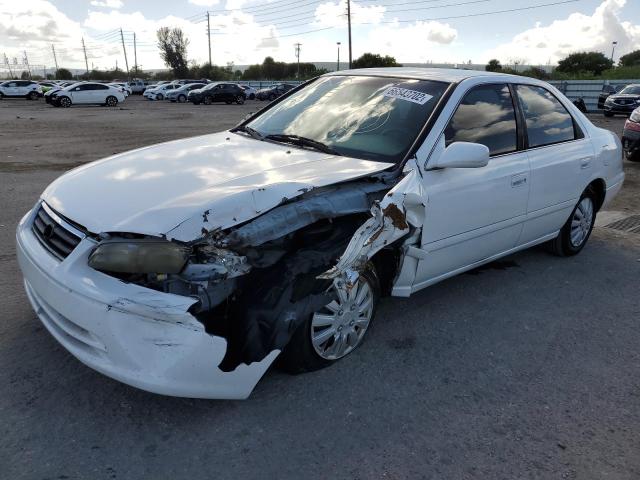 Photo 2 from auction – 2000 TOYOTA CAMRY CE with VIN 4T1BG22K5YU952815