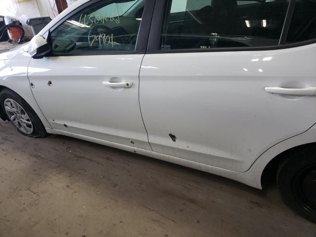 Photo 9 from auction – 2019 HYUNDAI ELANTRA SE with VIN 5NPD74LF5KH415342