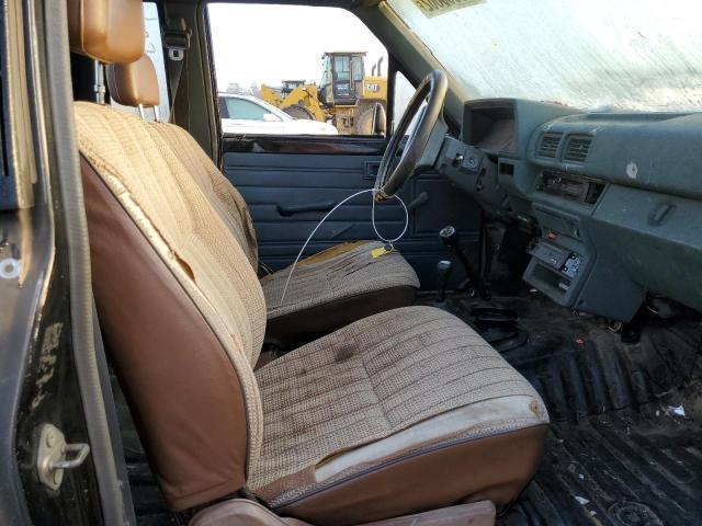 Photo 5 from auction – 1987 TOYOTA PICKUP XTR with VIN JT4RN67D8H5073412