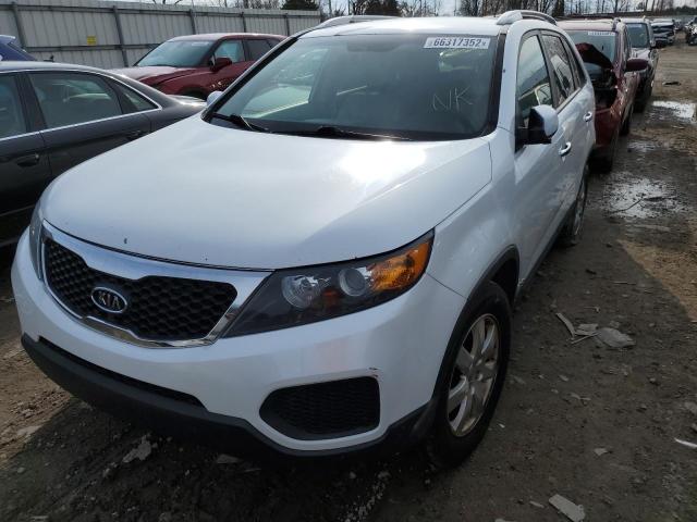 Photo 9 from auction – 2013 KIA SORENTO LX with VIN 5XYKTDA23DG314829