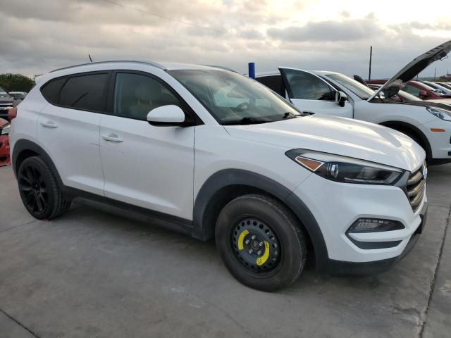 Photo 4 from auction – 2016 HYUNDAI TUCSON LIM with VIN KM8J33A41GU096427