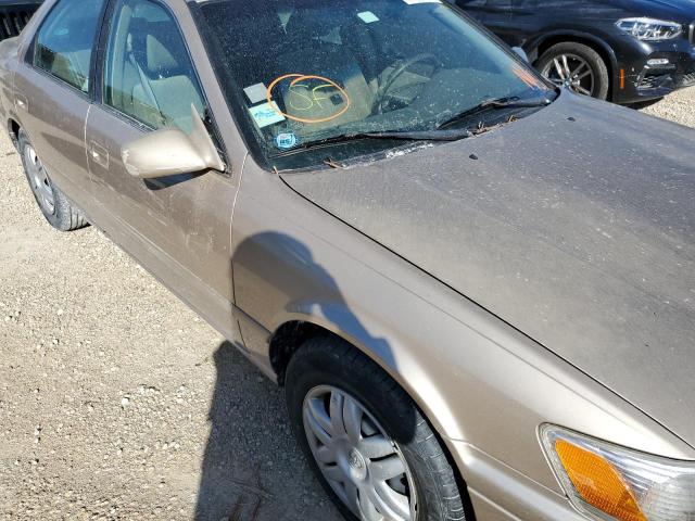 Photo 10 from auction – 2000 TOYOTA CAMRY LE with VIN 4T1BF28K7YU094242
