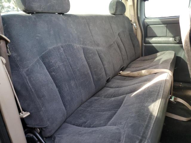 Photo 6 from auction – 2002 CHEVROLET SILVERADO with VIN 2GCEC19T821179766