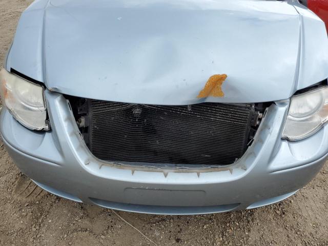 Photo 9 from auction – 2006 CHRYSLER TOWN & COU with VIN 2A4GP44R66R712600