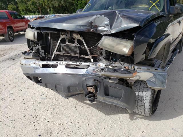 Photo 9 from auction – 2004 CHEVROLET SILVERADO2 with VIN 1GCHK29UX4E359332