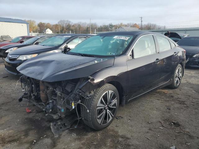 Photo 2 from auction – 2016 HONDA CIVIC EXL with VIN 19XFC1F71GE216842
