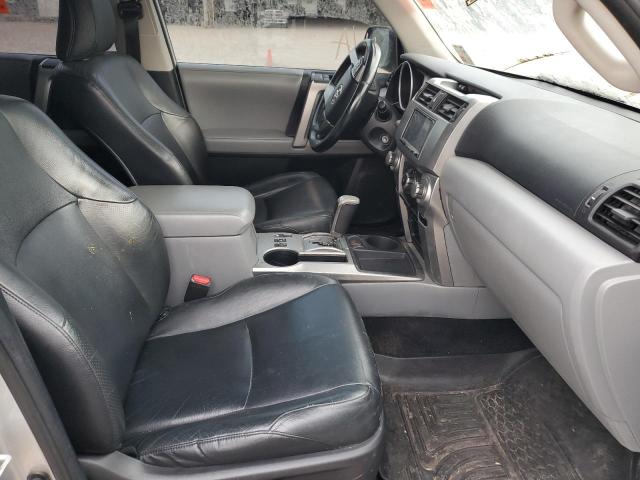 Photo 5 from auction – 2012 TOYOTA 4RUNNER SR with VIN JTEZU5JR9C5036858