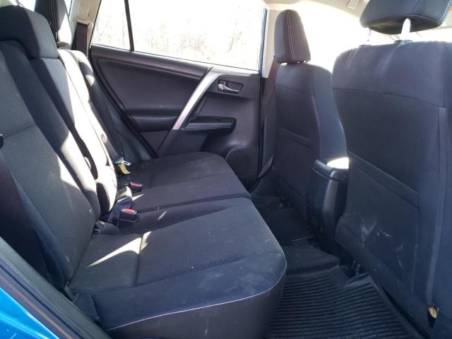 Photo 6 from auction – 2017 TOYOTA RAV4 XLE with VIN JTMRFREV3HJ711762