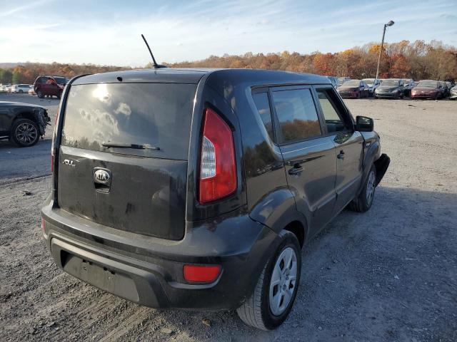 Photo 4 from auction – 2013 KIA SOUL with VIN KNDJT2A50D7632026