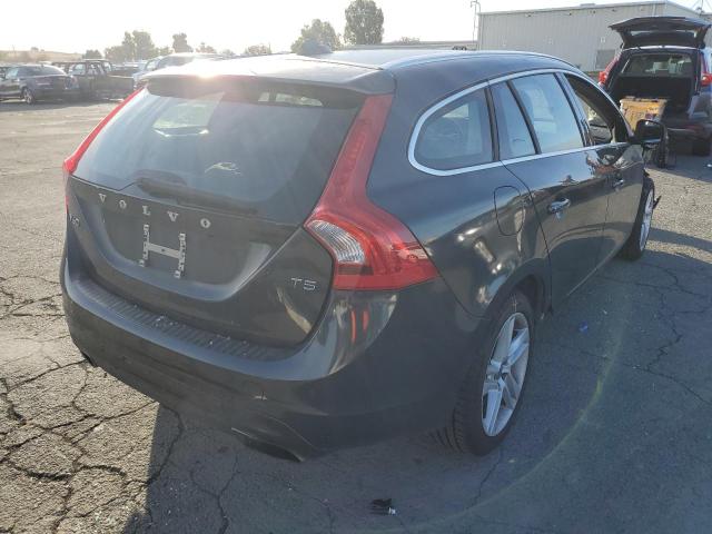 Photo 4 from auction – 2015 VOLVO V60 PREMIE with VIN YV140MEK7F1261383
