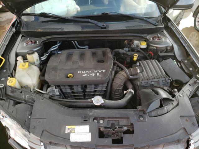 Photo 7 from auction – 2013 CHRYSLER 200 LX with VIN 1C3CCBAB7DN762125