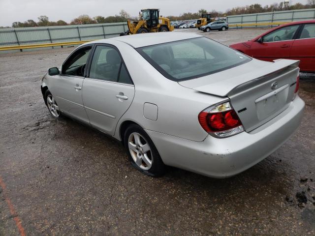 Photo 3 from auction – 2005 TOYOTA CAMRY LE with VIN 4T1BE32K05U958142