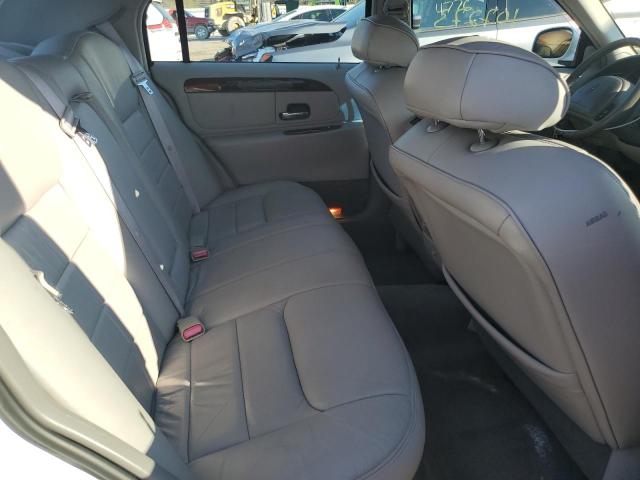 Photo 6 from auction – 1999 LINCOLN TOWN CAR E with VIN 1LNHM81W0XY641018