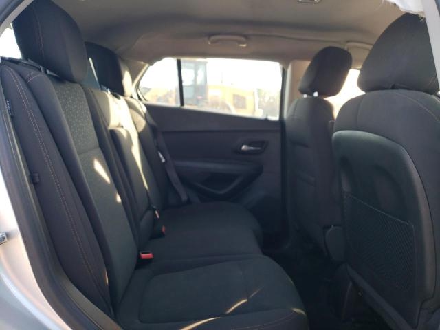 Photo 6 from auction – 2018 CHEVROLET TRAX LS with VIN KL7CJKSB5JB525904