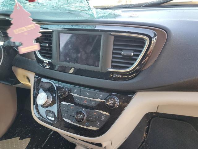 Zdjęcie 9 z aukcji – 2018 CHRYSLER PACIFICA T z VIN 2C4RC1BG9JR353844