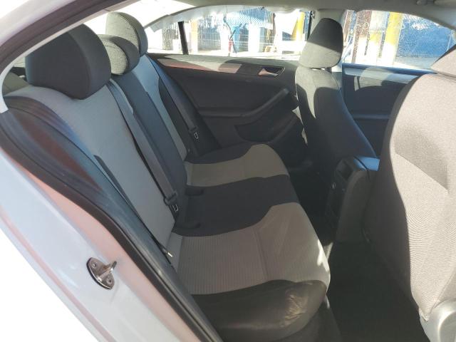 Photo 6 from auction – 2017 VOLKSWAGEN JETTA S with VIN 3VW2B7AJ0HM294802