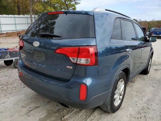 Photo 4 from auction – 2015 KIA SORENTO LX with VIN 5XYKT4A77FG582037