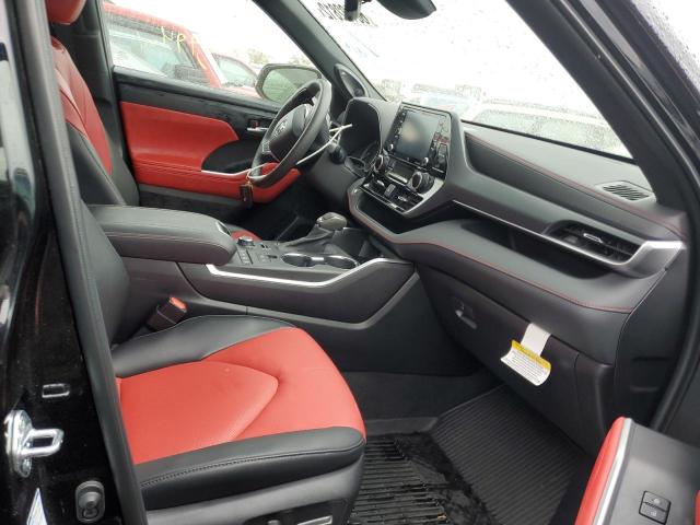 Photo 5 from auction – 2022 TOYOTA HIGHLANDER with VIN 5TDJZRBH8NS178213