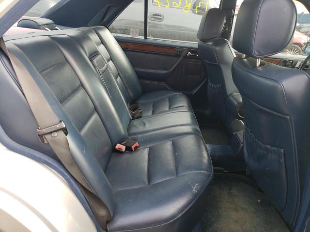 Photo 6 from auction – 1990 MERCEDES-BENZ 300 E with VIN WDBEA30D2LB211148