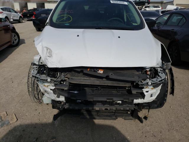 Photo 9 from auction – 2016 FORD ESCAPE with VIN 1FMCU0F71GUA22951