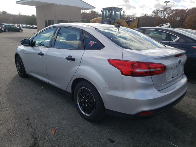 Photo 3 from auction – 2015 FORD FOCUS S with VIN 1FADP3E20FL332767