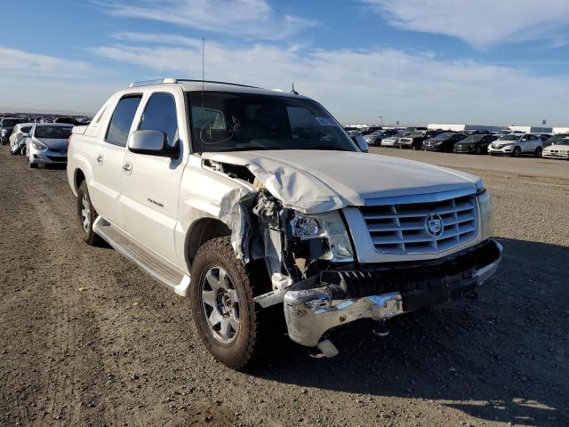CADILLAC ESCALADE E 2003 with VIN 3GYEK63N53G144650 - Photo from auction