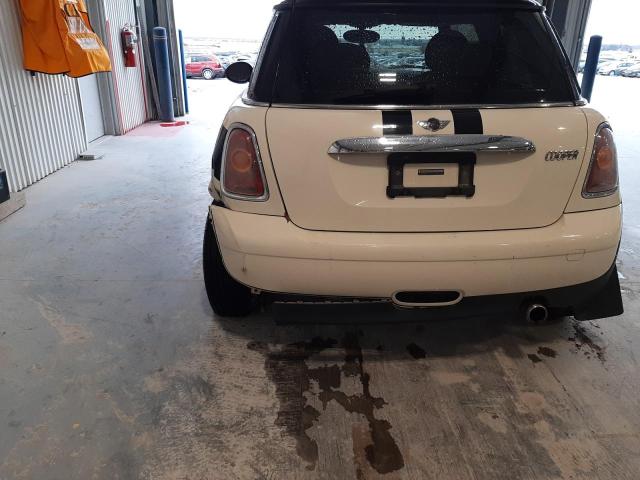 Photo 9 from auction – 2007 MINI COOPER with VIN WMWMF33587TU63406