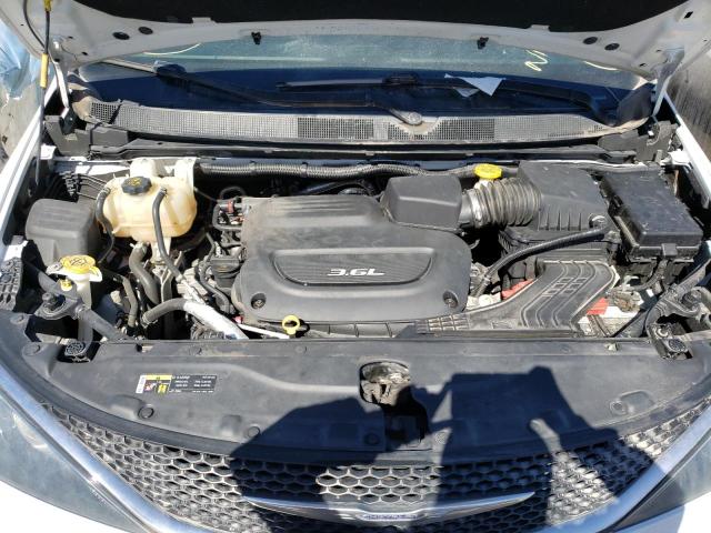 Photo 7 from auction – 2017 CHRYSLER PACIFICA T with VIN 2C4RC1DG1HR835943