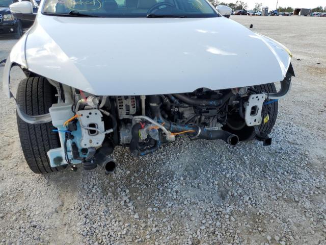 Photo 9 from auction – 2015 VOLKSWAGEN PASSAT S with VIN 1VWAS7A37FC027930