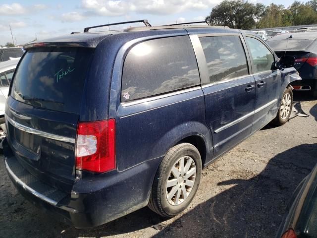 Photo 4 from auction – 2015 CHRYSLER TOWN & COU with VIN 2C4RC1BG2FR656326